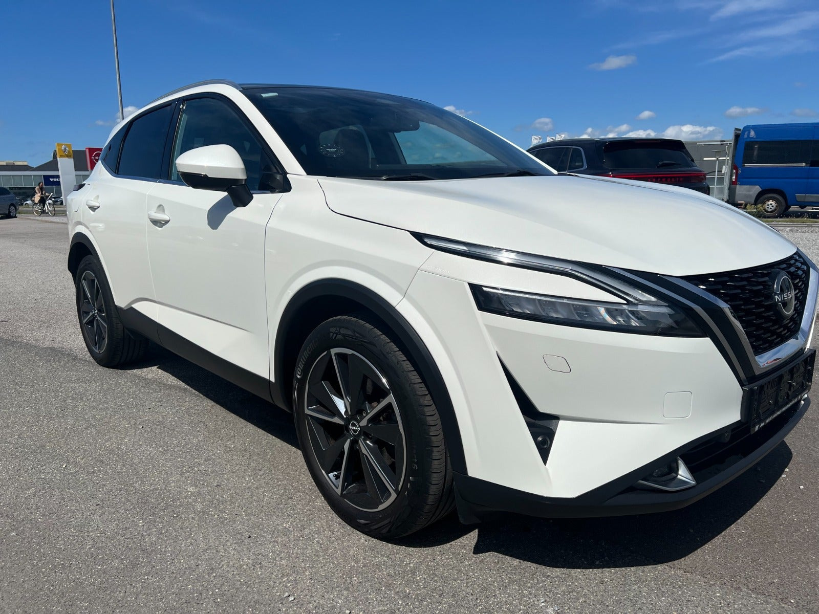 Hvid Nissan Qashqai fra 2022