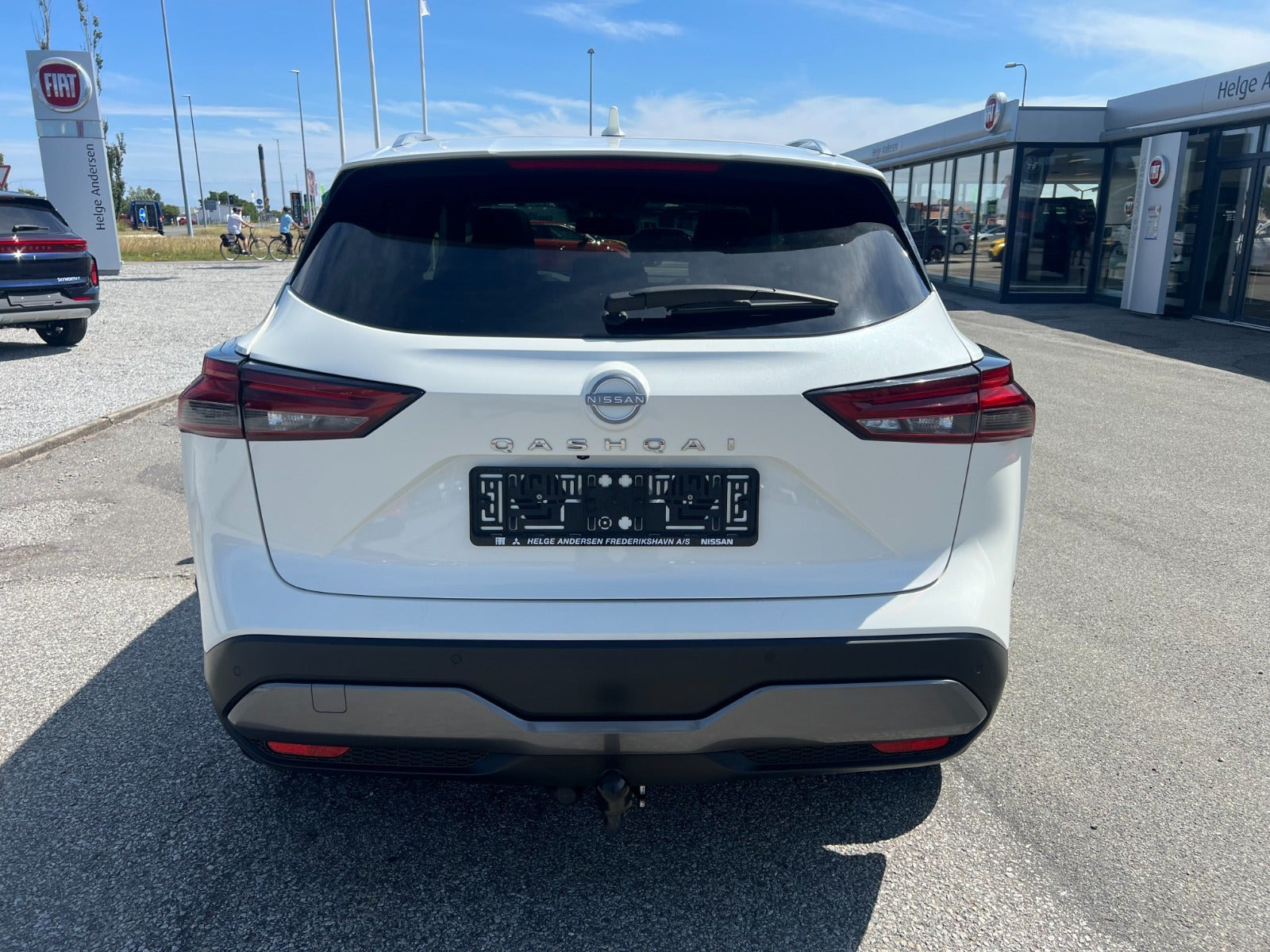 Hvid Nissan Qashqai fra 2022