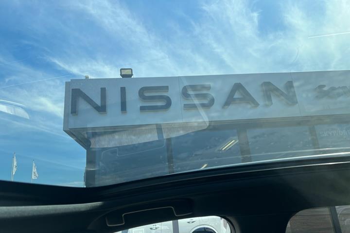 Hvid Nissan Qashqai fra 2022