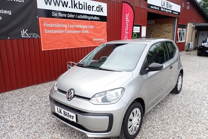 Sølv VW UP! fra 2018 set udefra