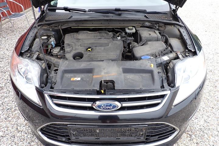 Sort Ford Mondeo fra 2014