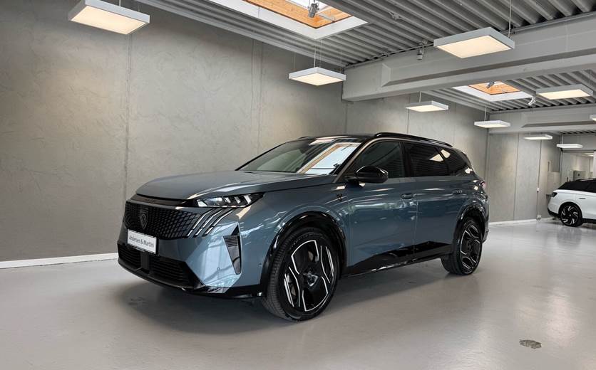 Peugeot e-5008 EL GT Pack 210HK 5d Aut.