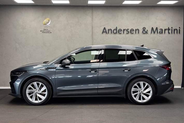 Grå Skoda Enyaq fra 2021
