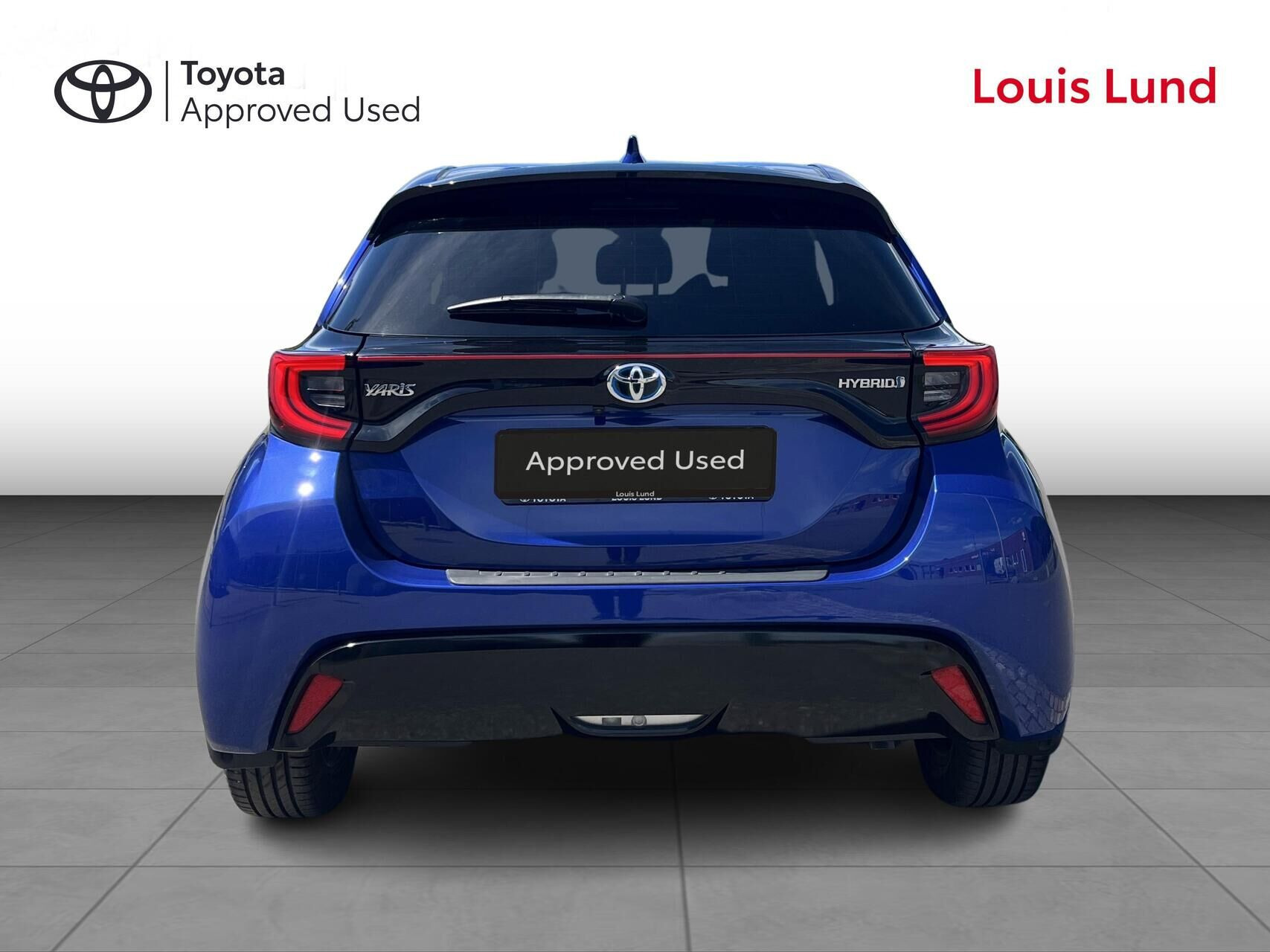 Blå Toyota Yaris fra 2020