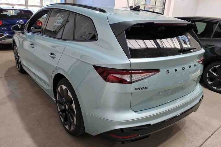 Grøn Skoda Enyaq fra 2024