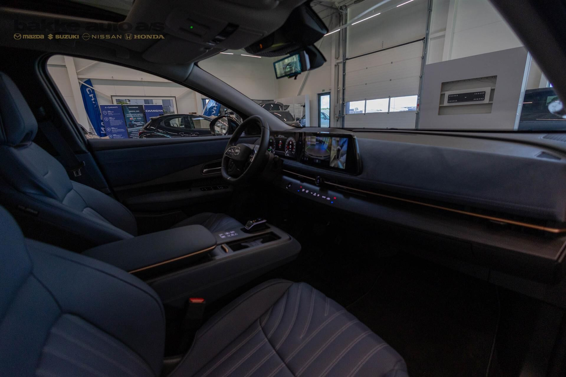 Blå Nissan Ariya fra 2026