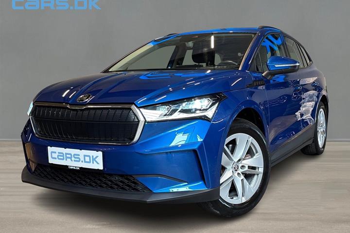 Blå Skoda Enyaq fra 2022 set udefra