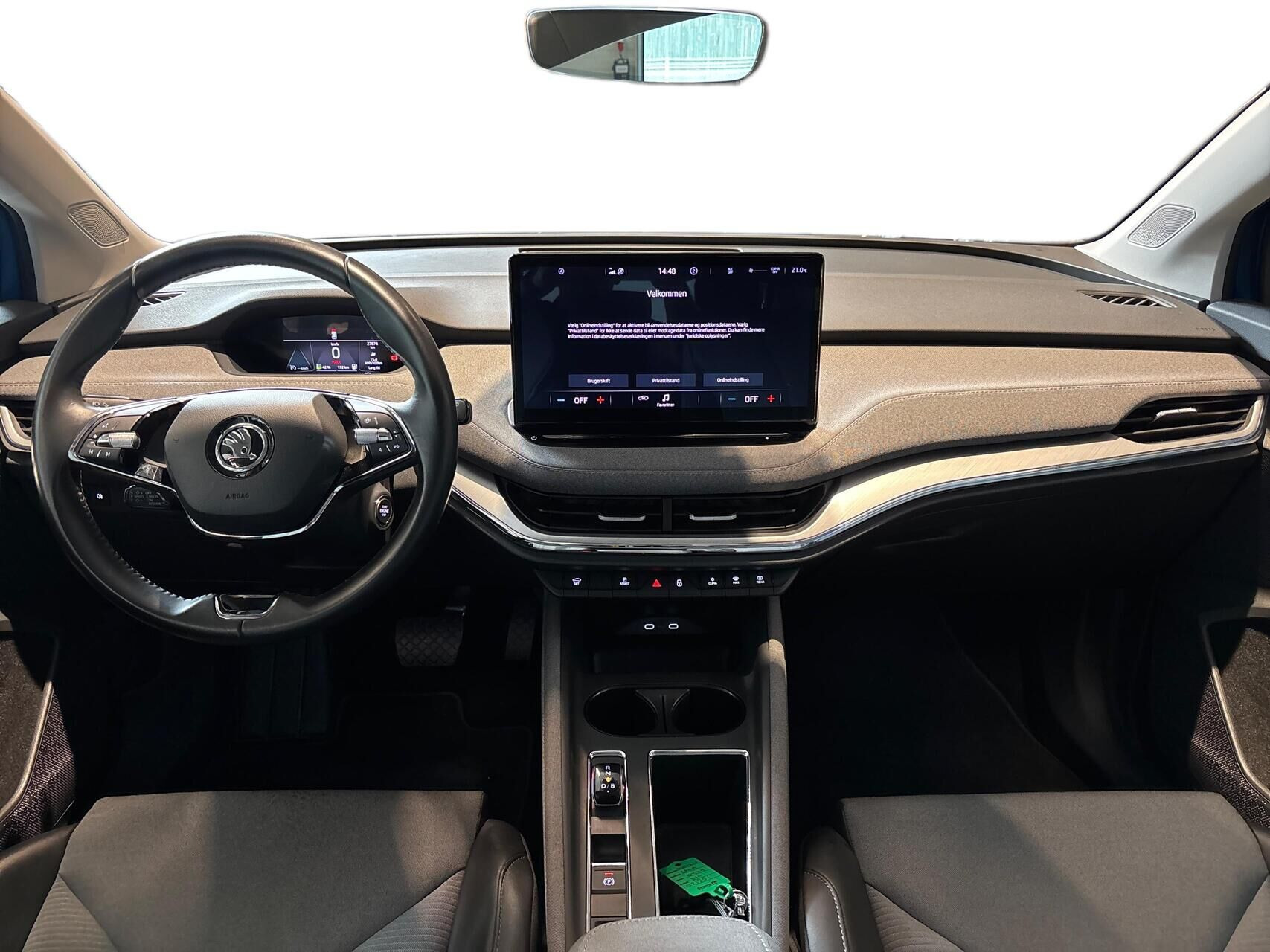 Blå Skoda Enyaq fra 2022