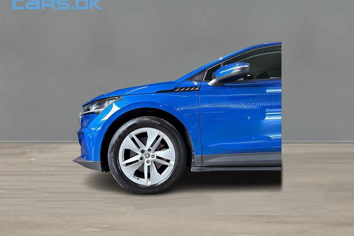 Blå Skoda Enyaq fra 2022