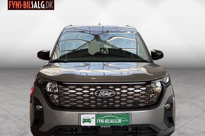 Sølv Ford E-Tourneo Courier fra 2026