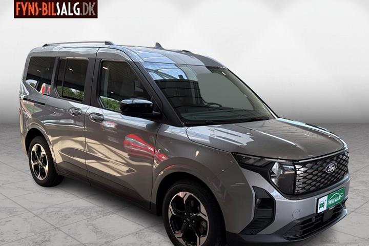 Sølv Ford E-Tourneo Courier fra 2026 set udefra