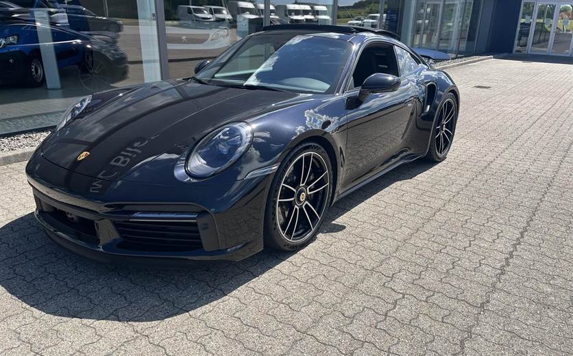 Porsche 911 3,7 Turbo S PDK 650HK 2d 8g Aut.