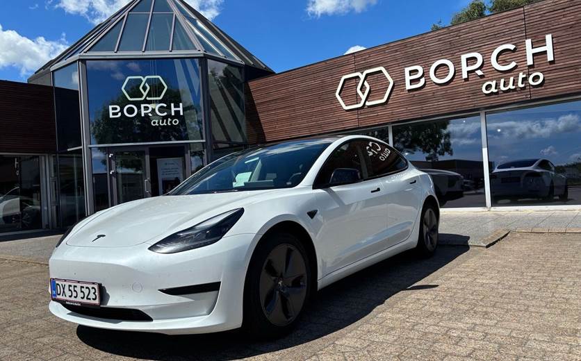 Tesla Model 3 RWD