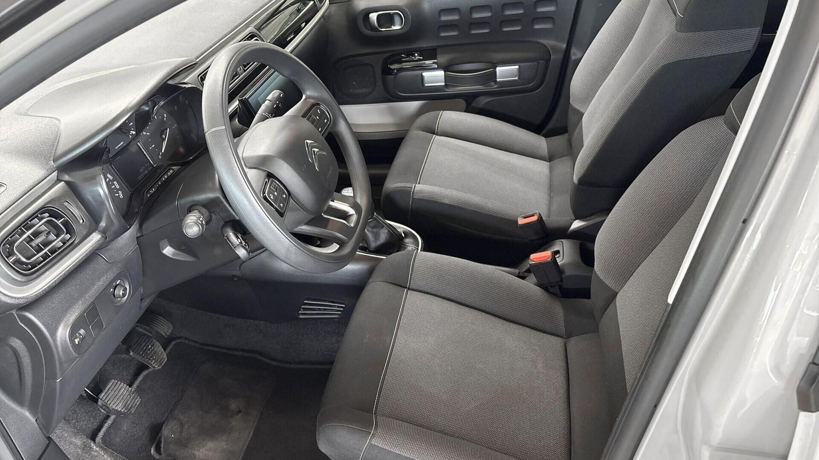 Beige Citroën C3 fra 2023