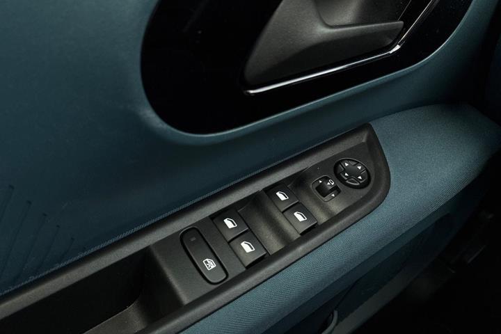 Hvid Fiat Grande Panda E fra 2025