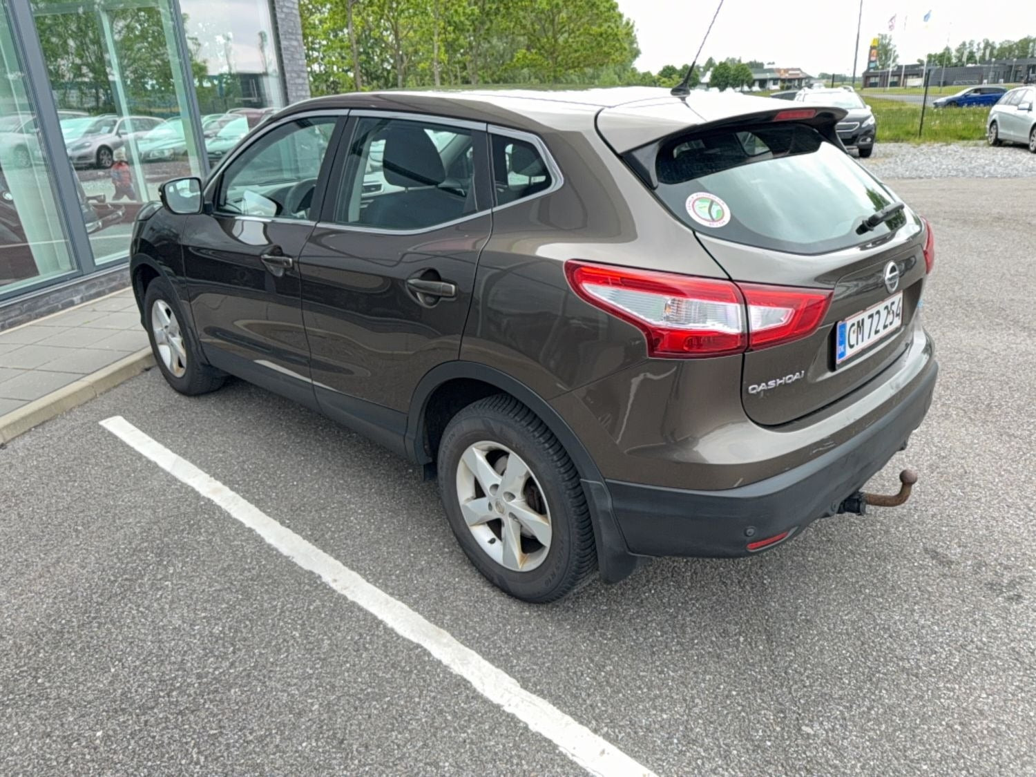 Brun Nissan Qashqai fra 2014