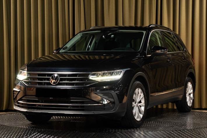 Sort VW Tiguan fra 2021