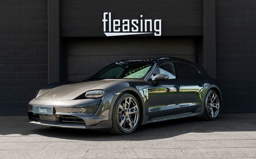 Porsche Taycan 4 Performance+ Cross Turismo