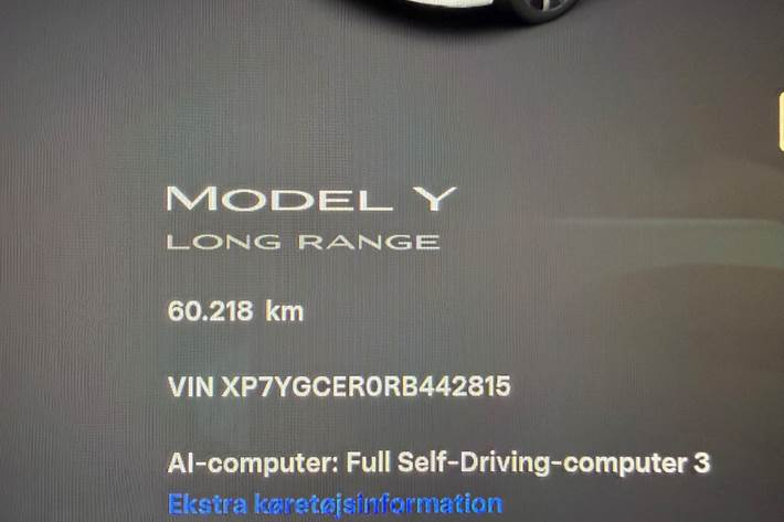 undefined Tesla Model Y fra 2024