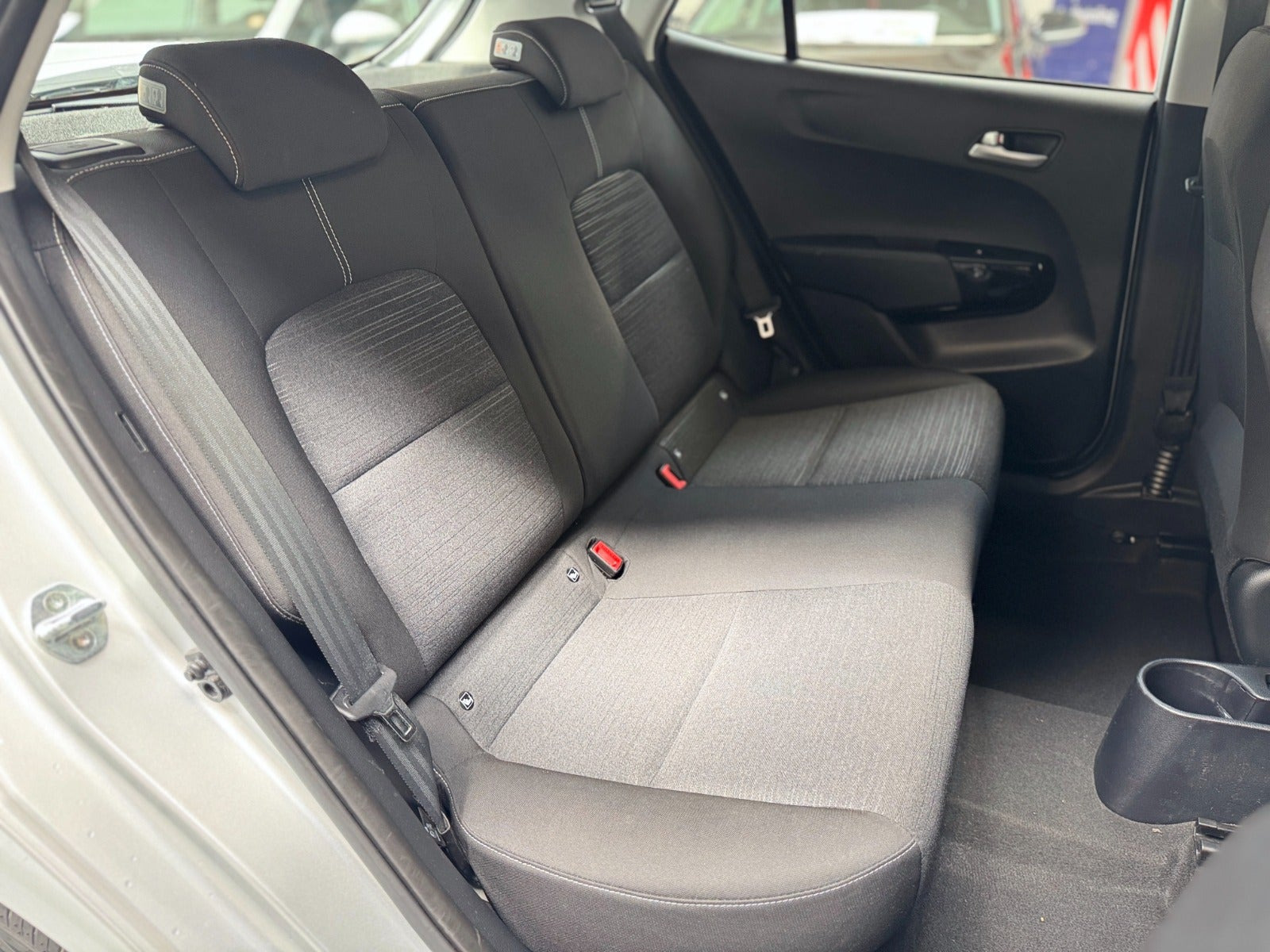 Sølv Kia Picanto fra 2018