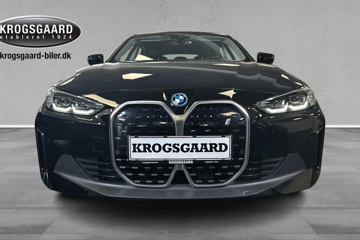 Sort BMW i4 fra 2023