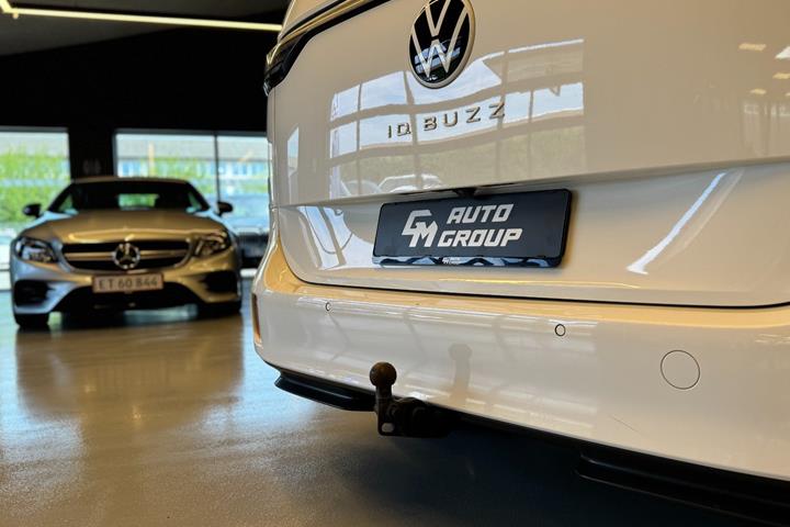 Hvid VW ID.Buzz fra 2023