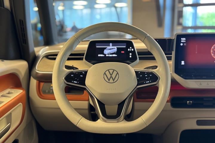 Hvid VW ID.Buzz fra 2023