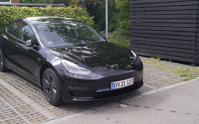 Tesla Model 3 Long Range RWD