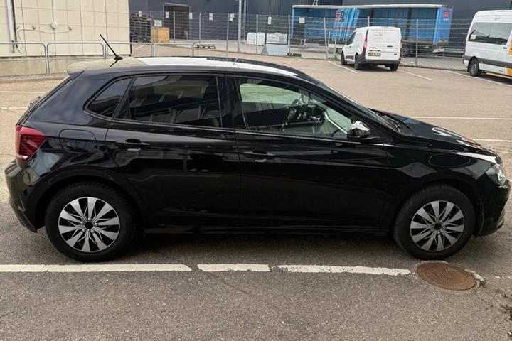 Sort VW Polo fra 2019