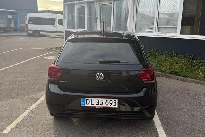 Sort VW Polo fra 2019