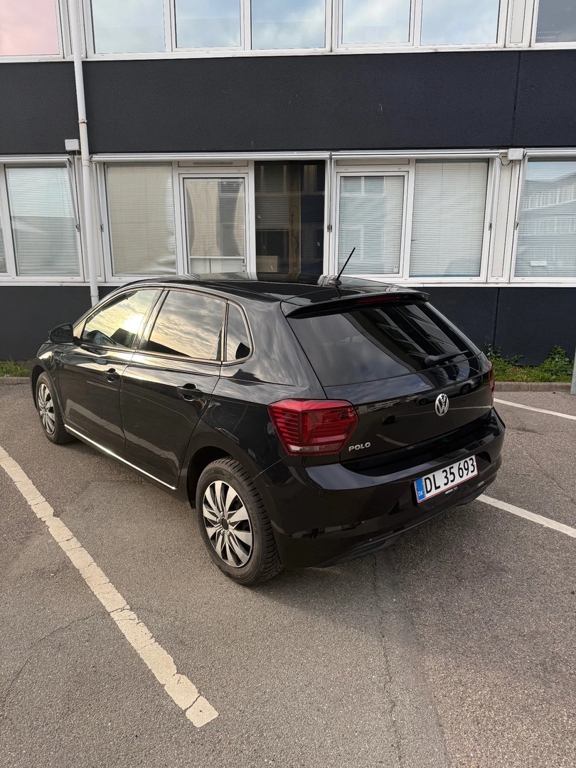 Sort VW Polo fra 2019