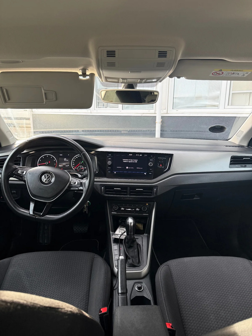 Sort VW Polo fra 2019