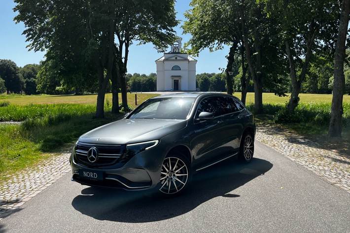 Grå Mercedes EQC400 fra 2021