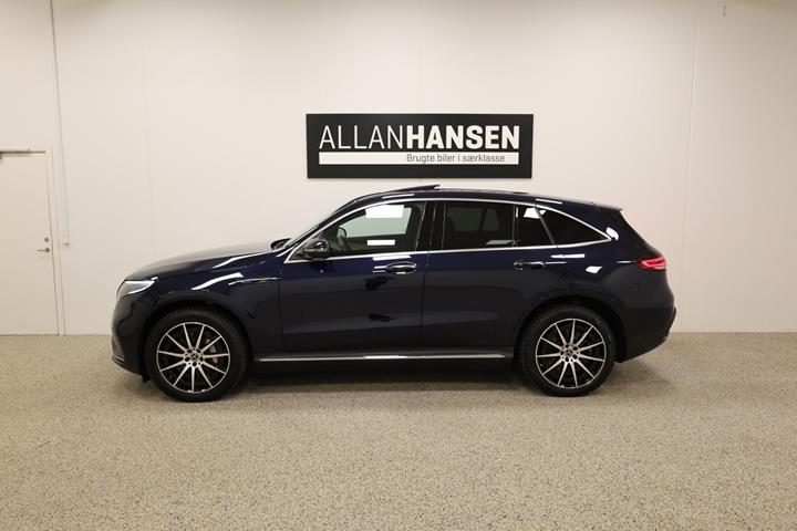 Blå Mercedes EQC400 fra 2023
