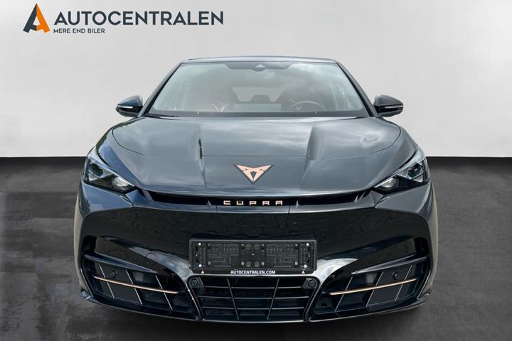Grå Cupra Tavascan fra 2024
