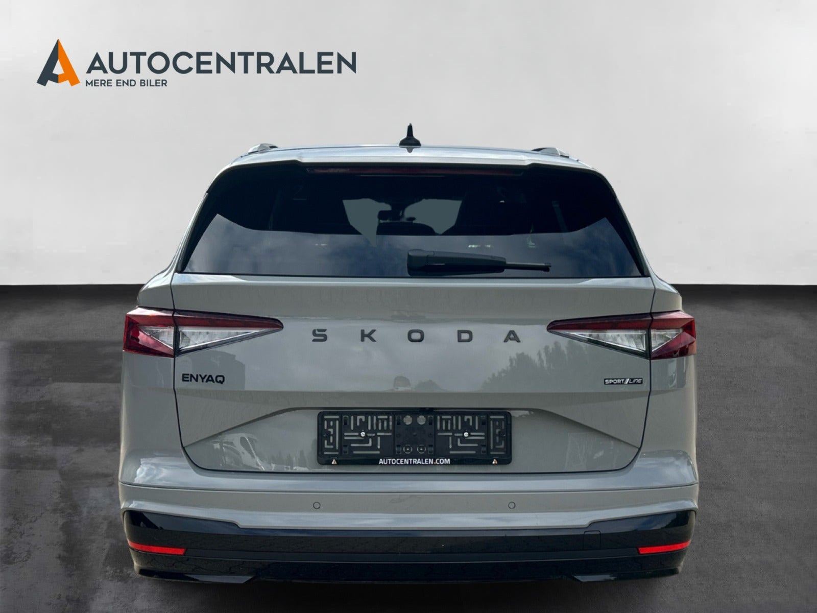 Grå Skoda Enyaq fra 2026