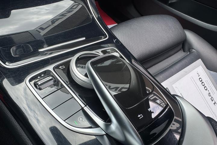 Sort Mercedes C220 d fra 2017
