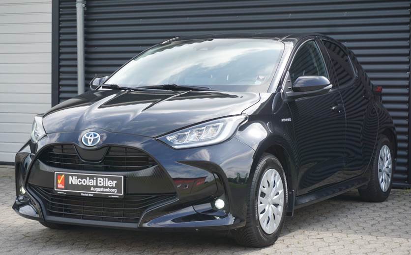 Toyota Yaris 1,5 Hybrid H3 e-CVT