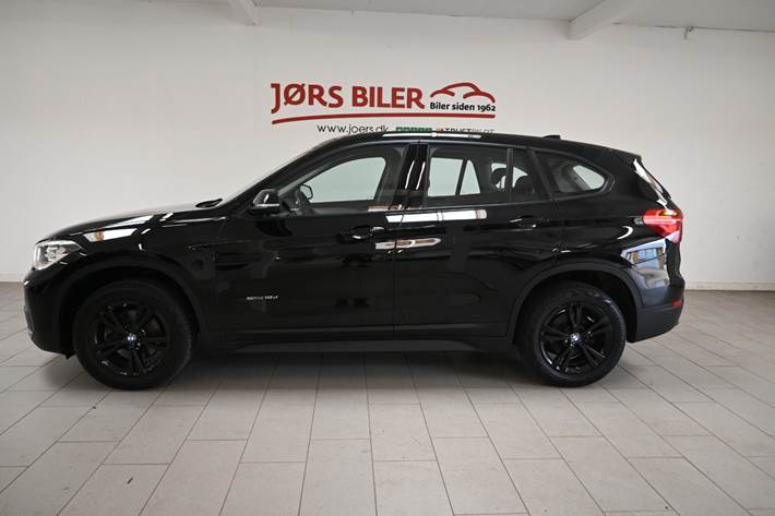 Sort BMW X1 fra 2018