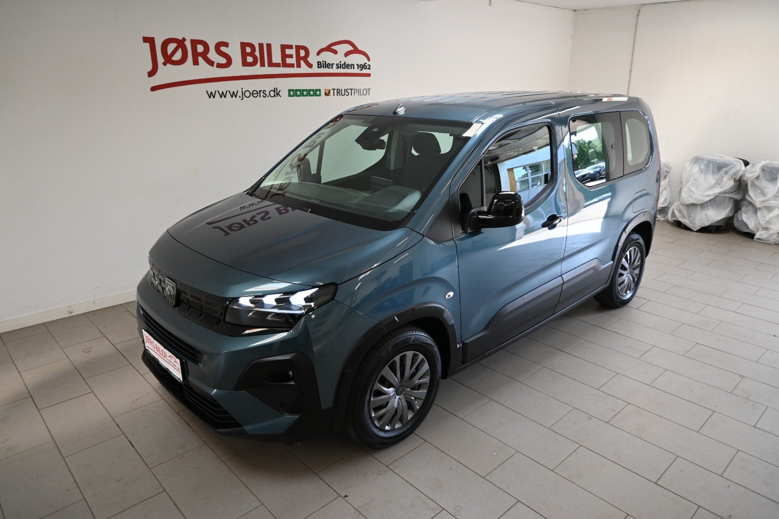 Blå Peugeot e-Rifter fra 2025