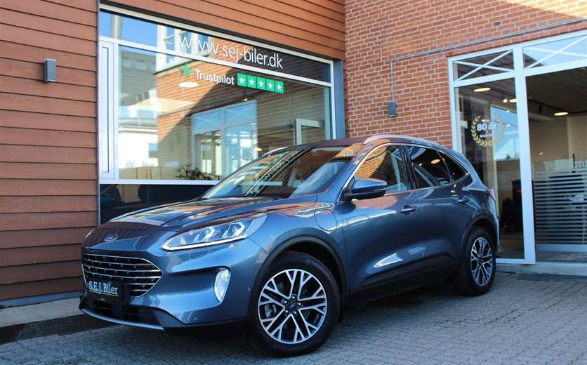 Ford Kuga 2,5 PHEV Titanium CVT