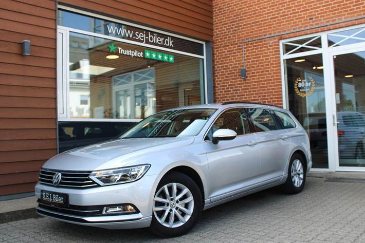 Sølv VW Passat fra 2017