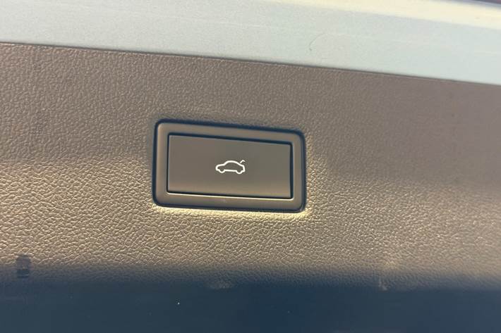 Blå Ford Explorer fra 2025