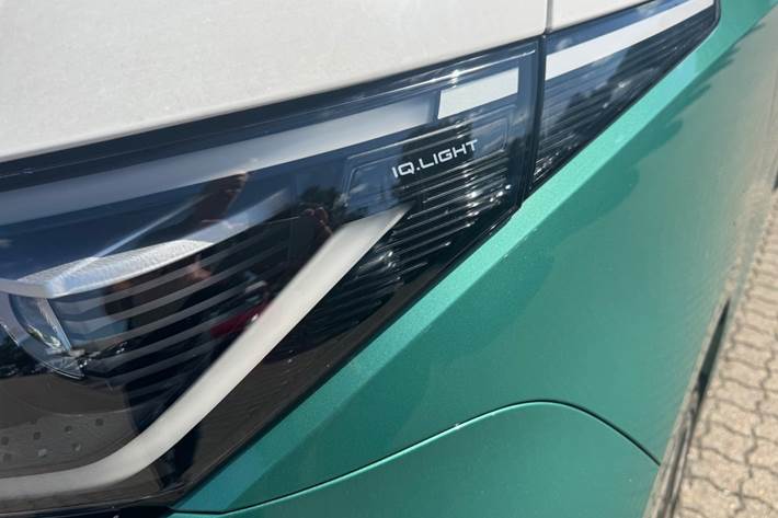 Grøn VW ID.Buzz fra 2024