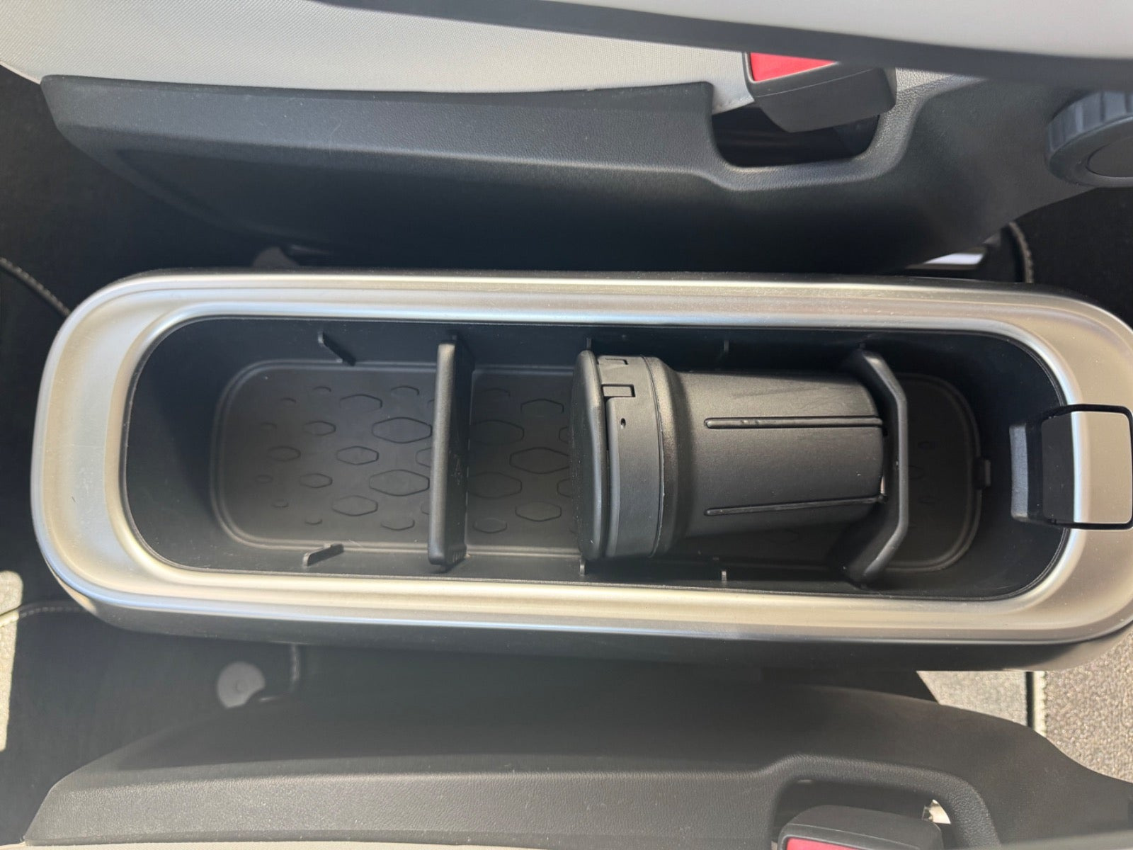 Grøn VW ID.Buzz fra 2024