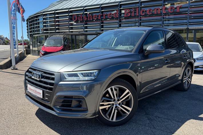 Grå Audi Q5 fra 2018