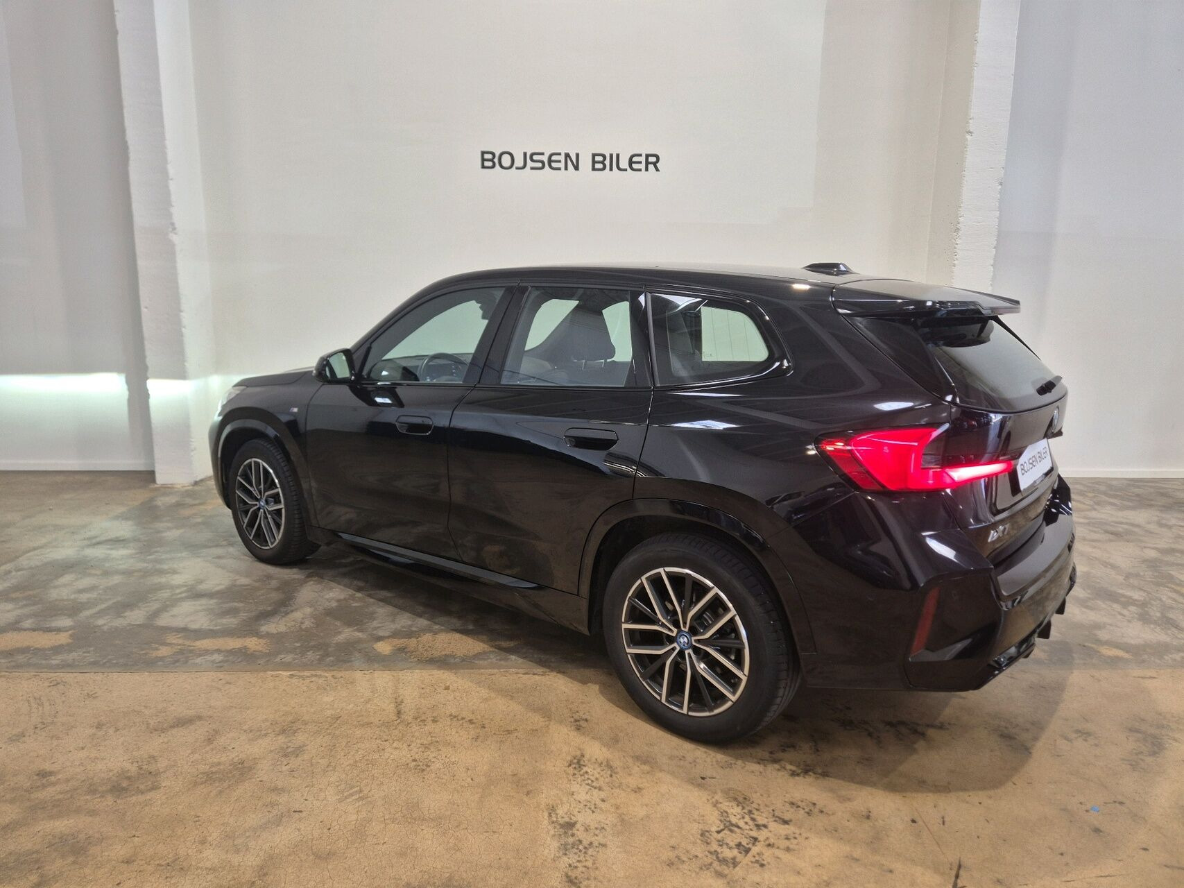 undefined BMW iX1 fra 2024