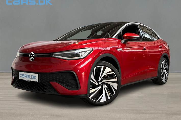 Rød VW ID.5 fra 2024 set udefra