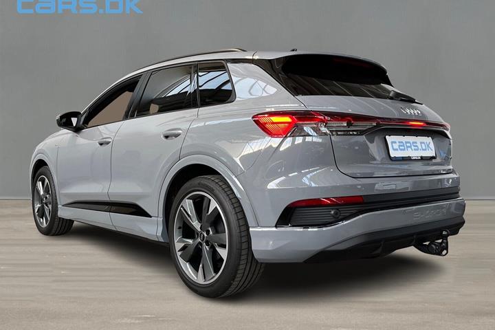 Grå Audi Q4 fra 2026