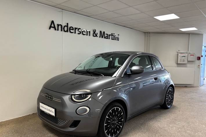 Grå Fiat 500e fra 2026